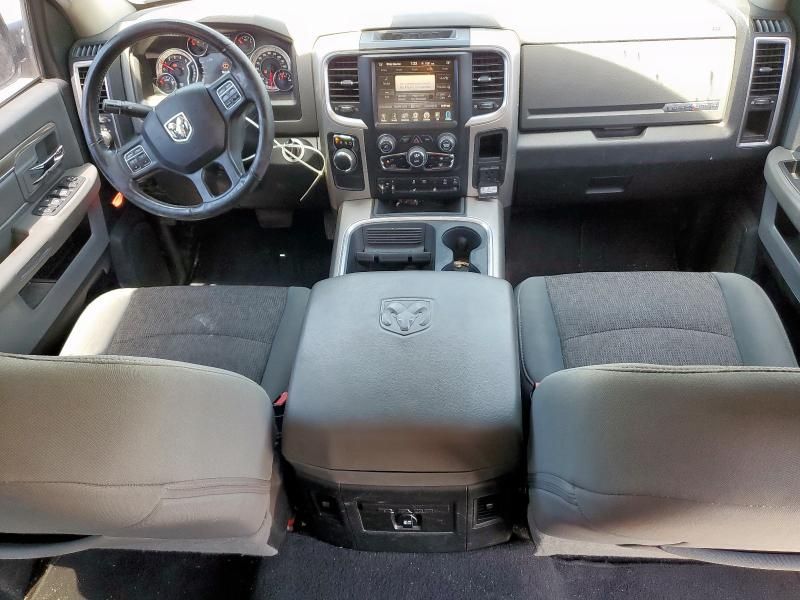 2016 Dodge RAM 1500 SLT