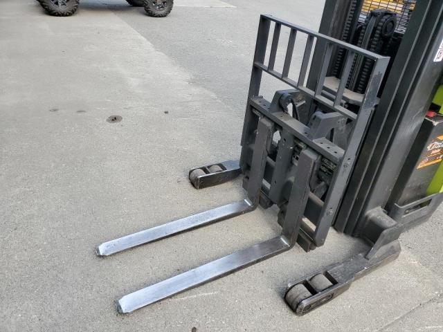 1995 Clark NPR20 Order Picker