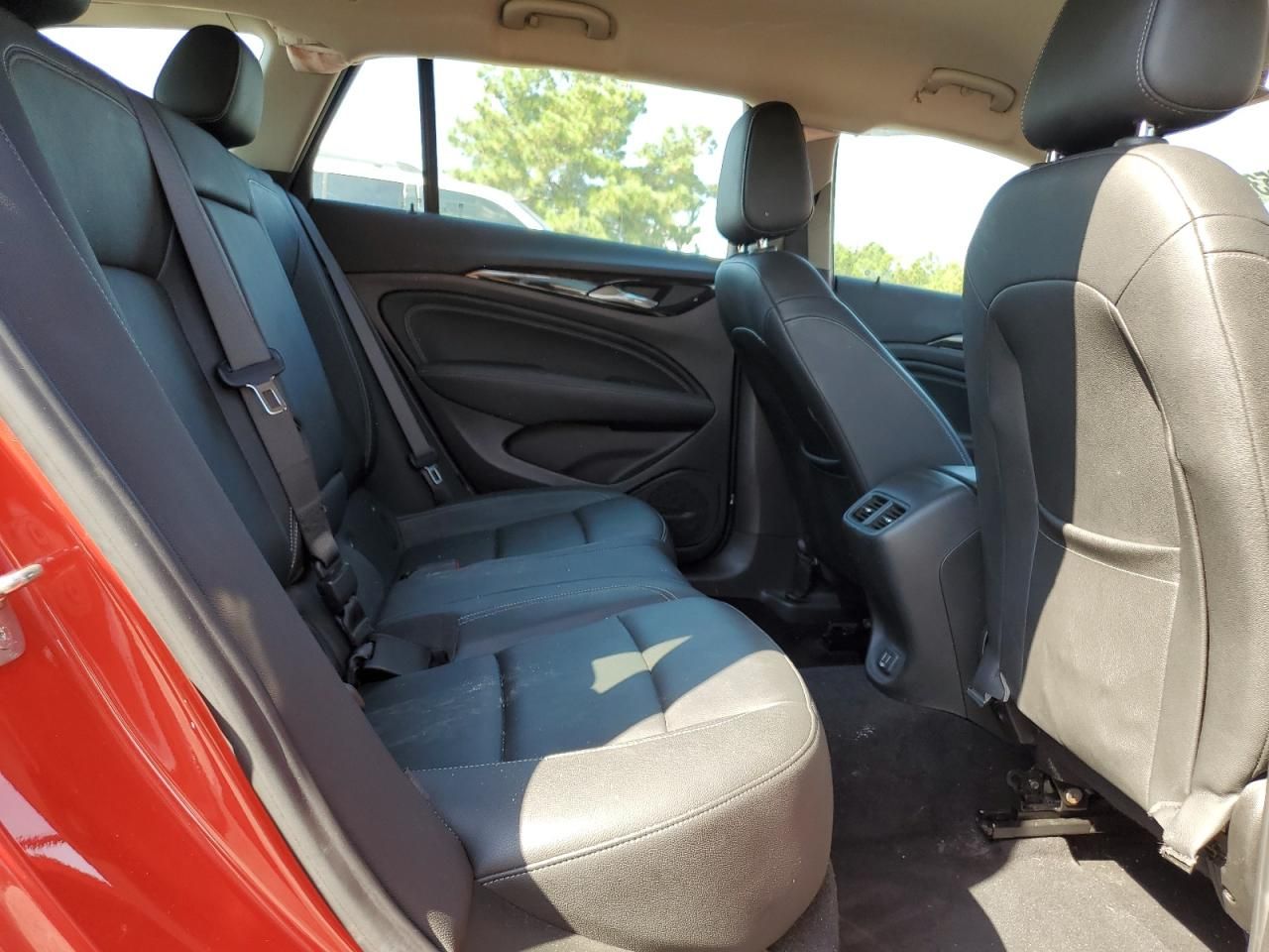 2019 Buick Regal Tourx Essence