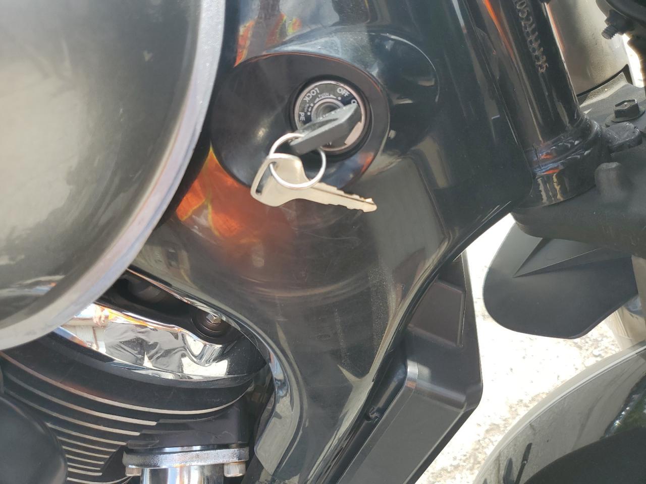 2005 Suzuki C50
