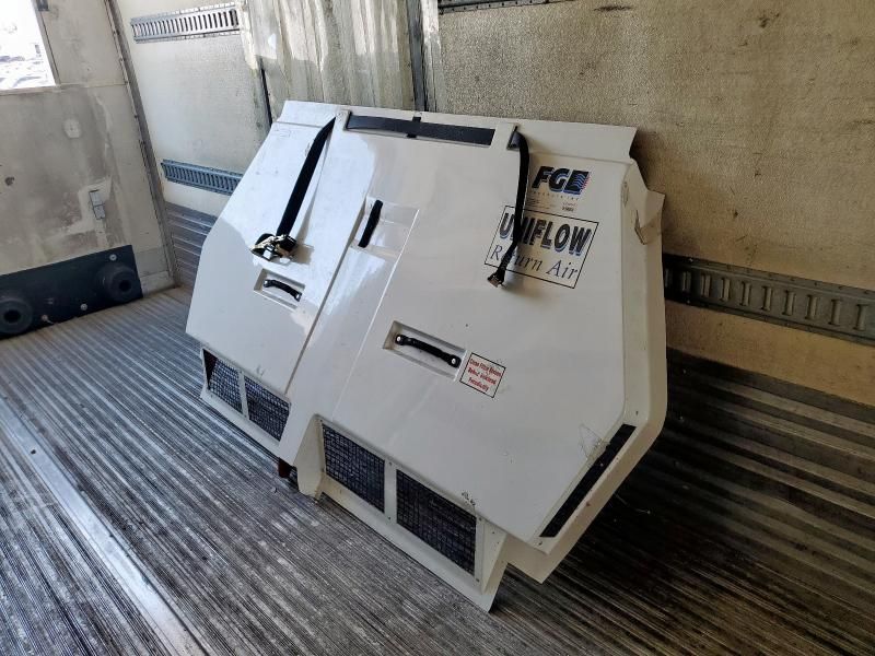 2013 Utility VS2RA Refrigerated Van Trailer