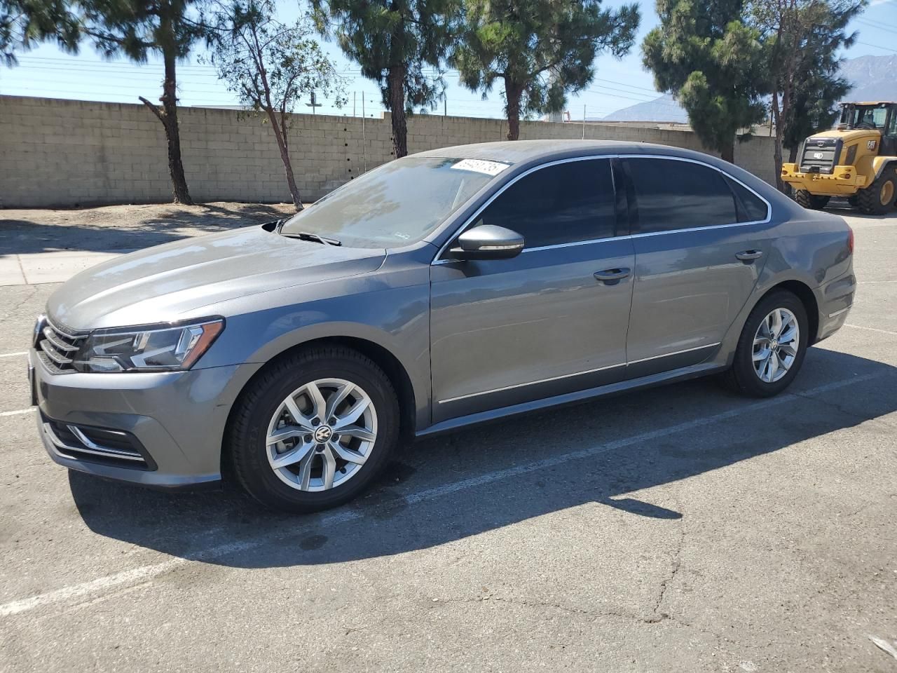 2016 Volkswagen Passat s