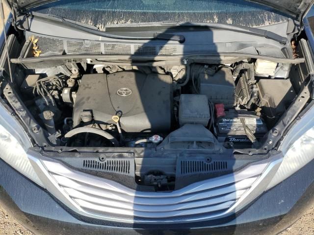 2017 Toyota Sienna xle