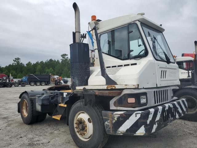 2016 Other Heavy Equipment 2016 Yard Truck