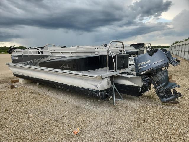 2022 Avalon Boat