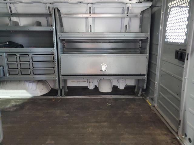 2017 GMC Savana G2500