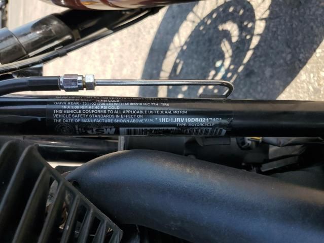 2013 Harley-Davidson FLS Softail Slim