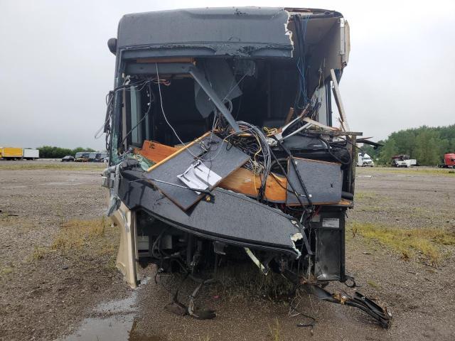 2014 Freightliner Chassis XC