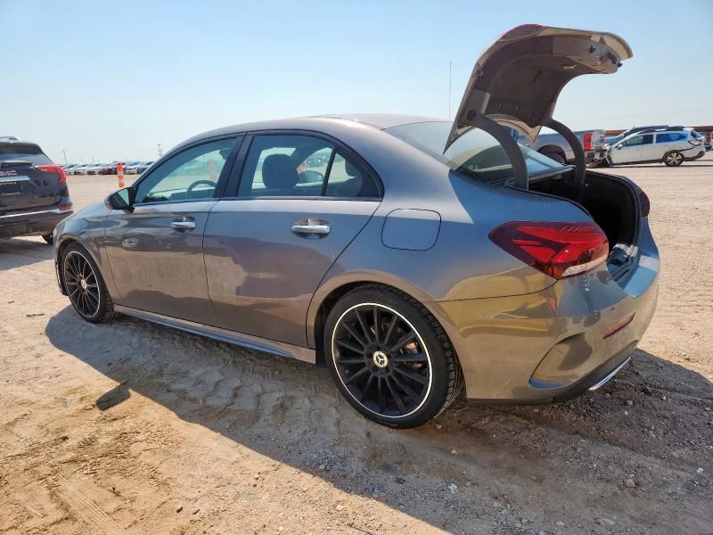 2020 Mercedes-Benz A 220