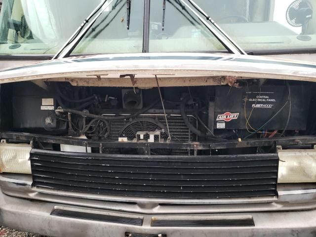 1992 Chevrolet P30