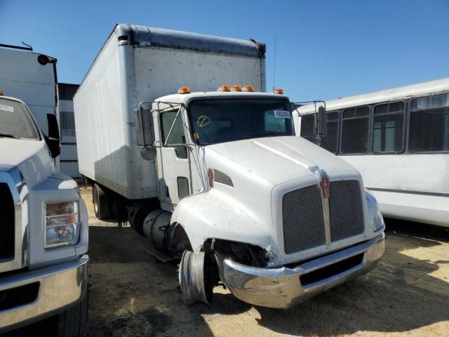 2016 Kenworth Construction T270