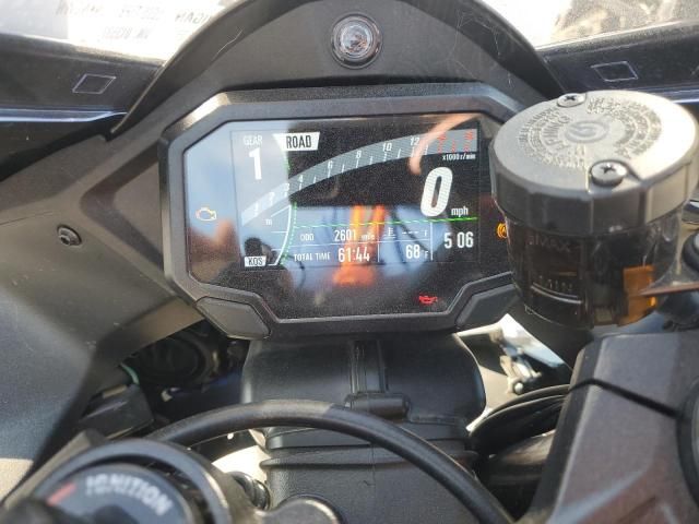 2024 Kawasaki ZX1002 L
