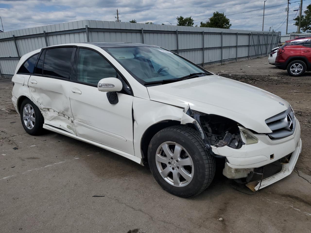 2006 Mercedes-Benz R 350