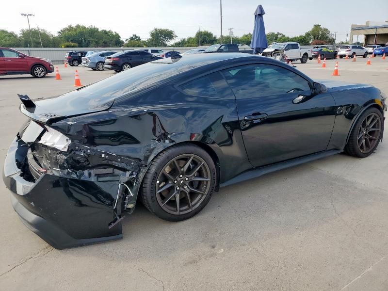 2024 Ford Mustang Dark Horse
