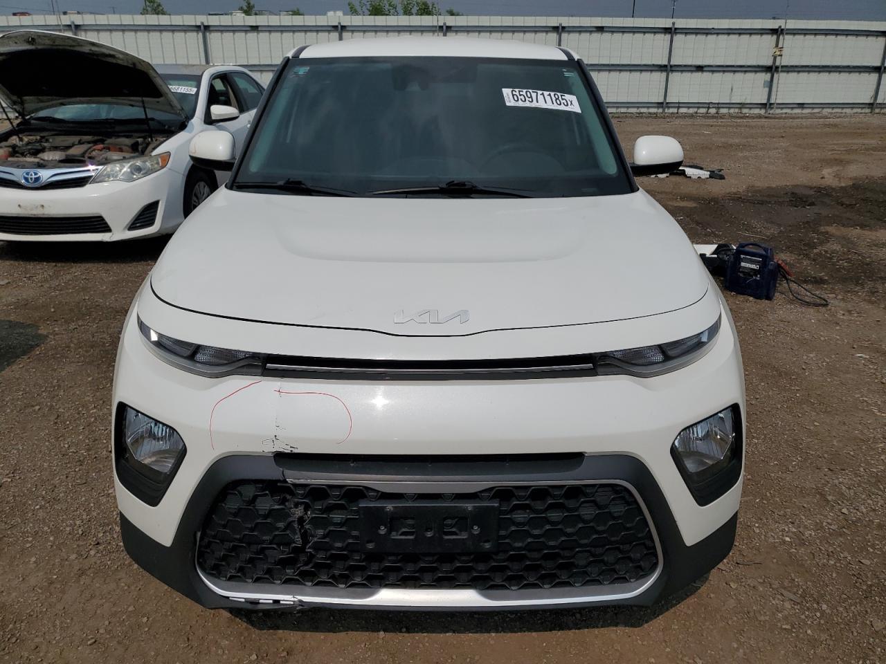 2022 KIA Soul lx
