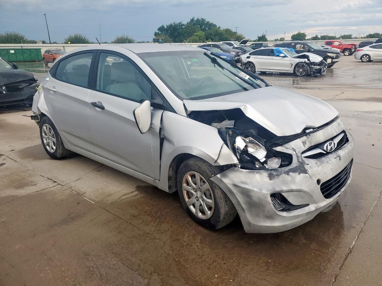 2013 Hyundai Accent gls