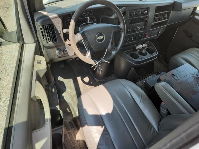 2013 Chevrolet Express G2500
