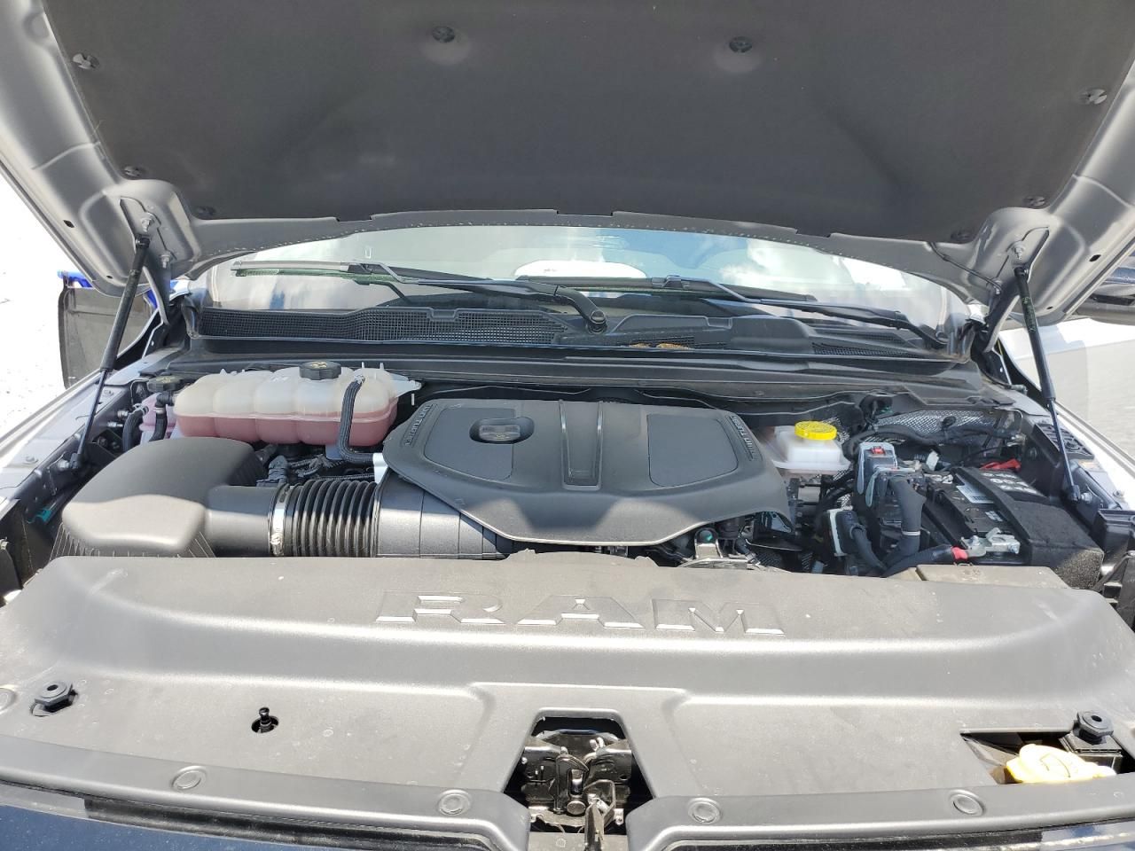 2025 Dodge 1500 Laramie