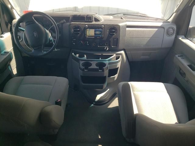 2009 Ford Econoline E350 Super Duty Wagon
