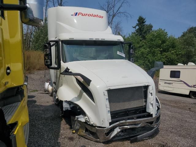 2021 Volvo VN VNL