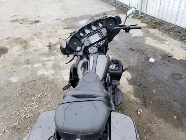 2018 Harley-Davidson Flhtkse CVO Limited