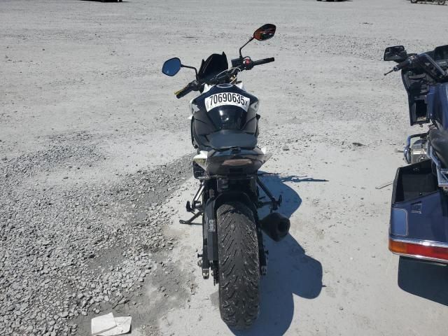 2021 Suzuki GSX-S750 M