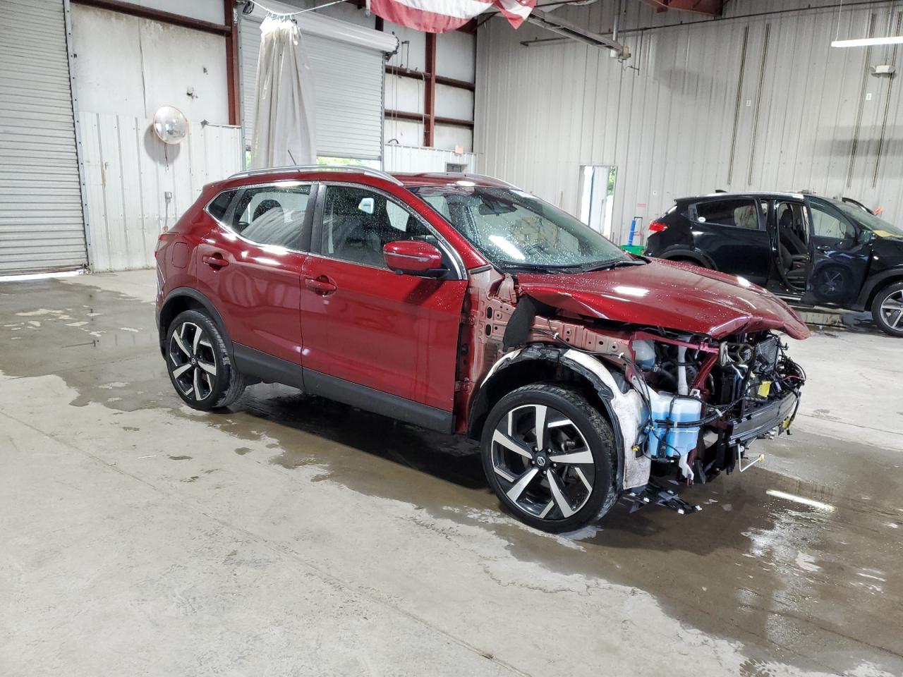 2022 Nissan Rogue Sport sl