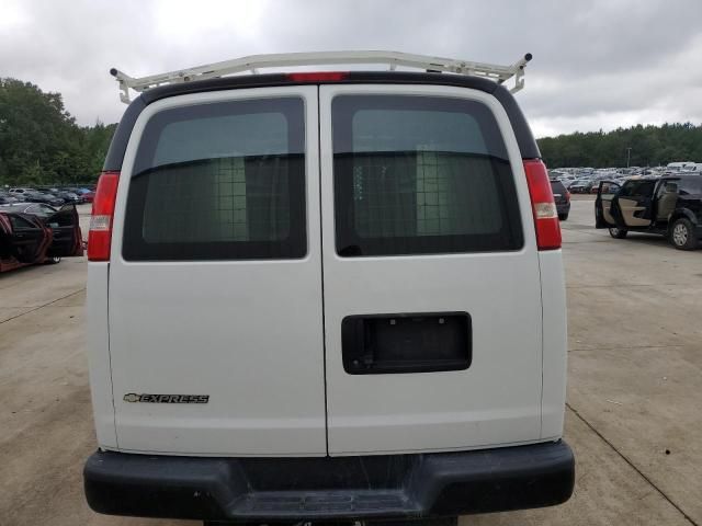 2018 Chevrolet Express G2500