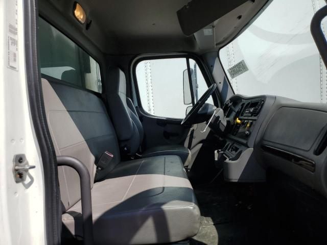 2015 Freightliner M2 106 MED-Trucks