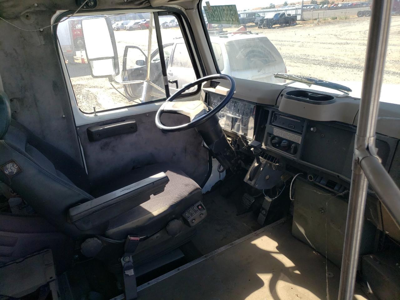 2001 International 3000 3400