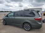 2020 Toyota Sienna xle