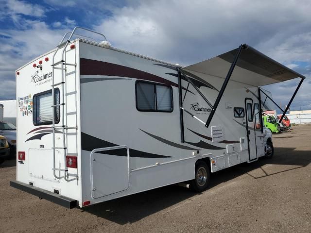 2011 Ford Econoline E450 Super Duty Cutaway Van