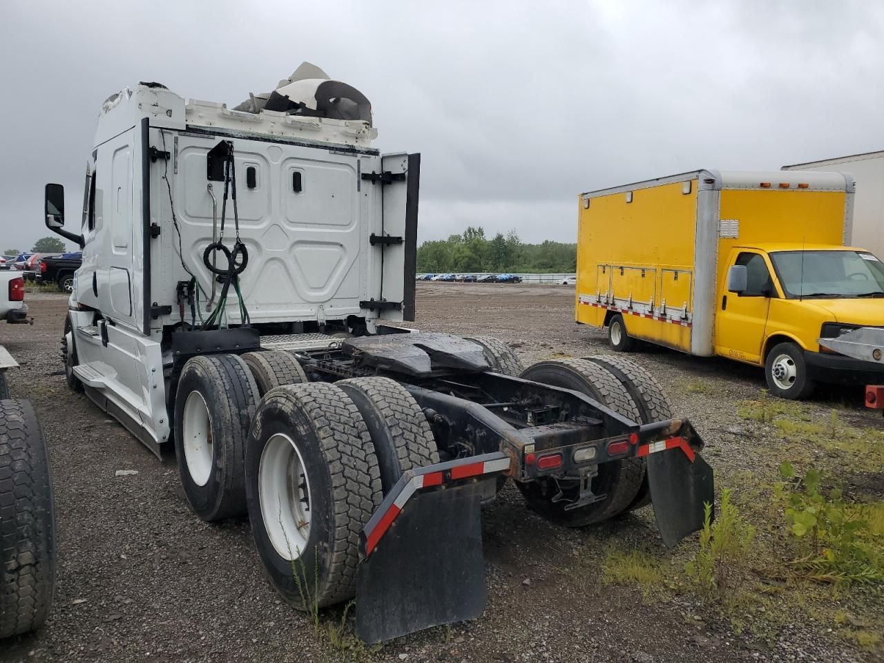 2022 Freightliner Cascadia 126