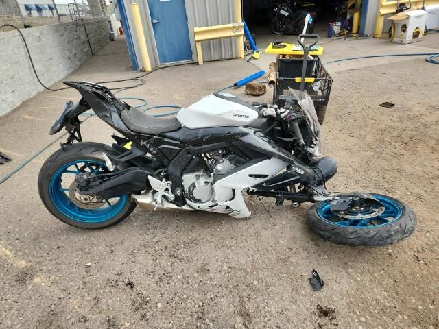 2025 Cf Moto 675SS