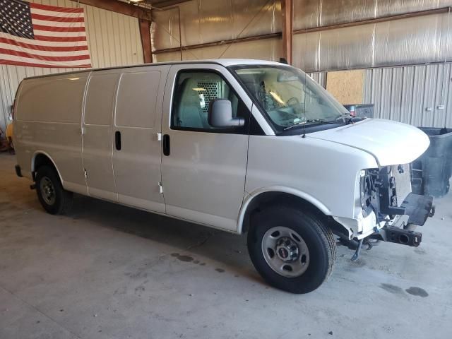 2023 GMC Savana G2500
