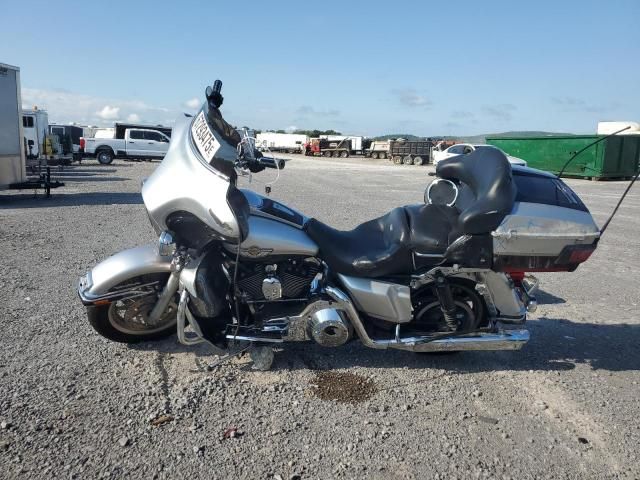 2003 Harley-Davidson Flhtcui Anniversary