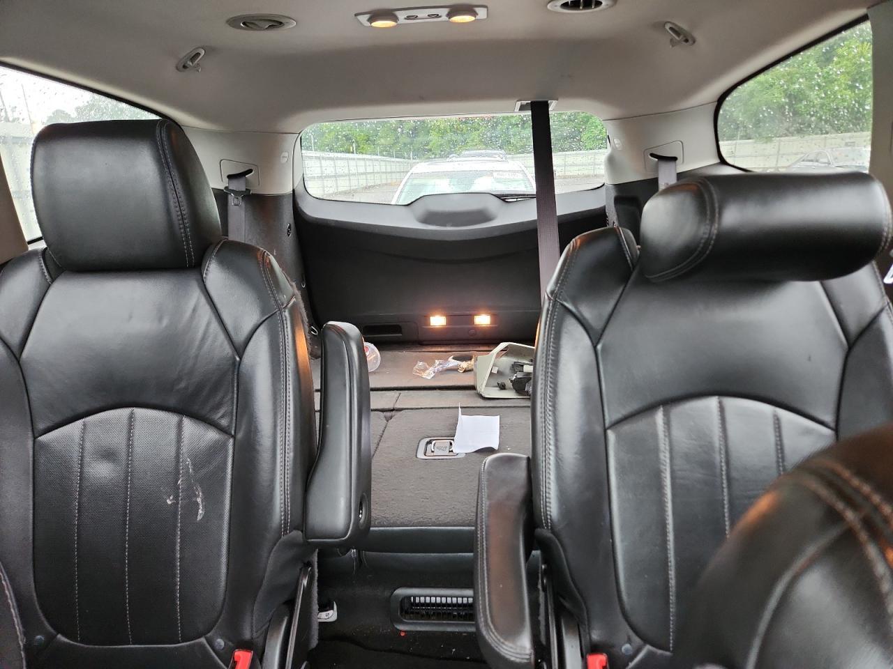 2013 Chev Traverse