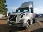 2017 Volvo VNL Semi Truck