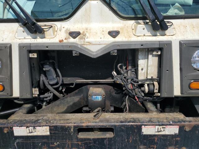 2013 Mack MRU613 Refuse Truck