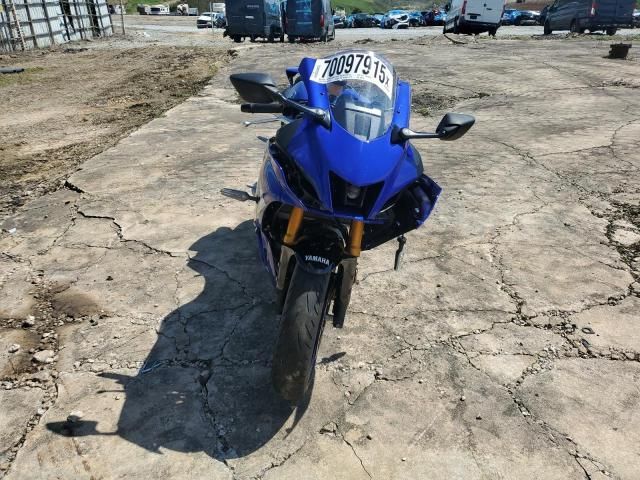 2025 Yamaha YZFR7