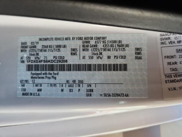 2020 Ford Econoline E450 Super Duty Cutaway Van