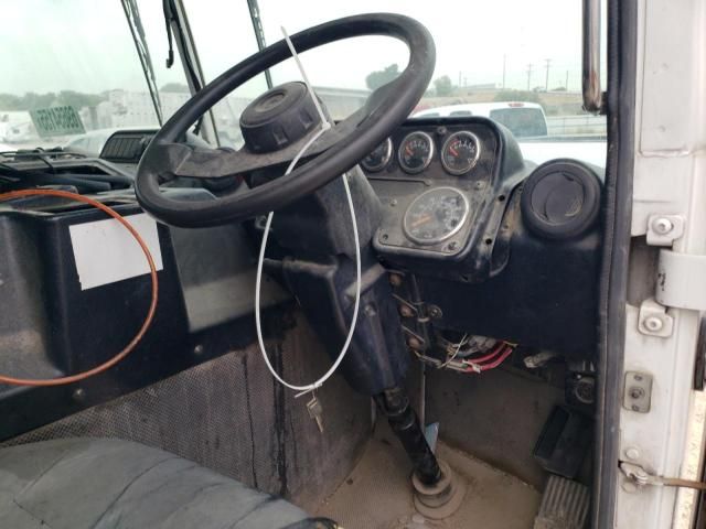 2011 Autocar Llc 2011 Autocar Xpeditor Refuse Truck