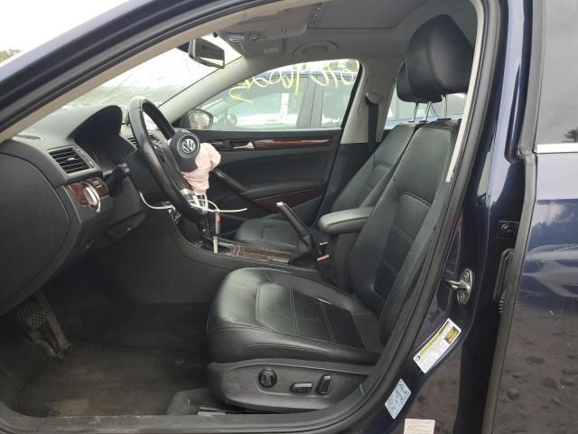 2012 Volkswagen Passat SE