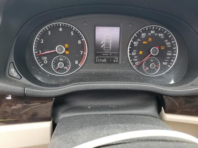 2014 Volkswagen Passat SEL