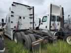 2014 Freightliner Cascadia Semi Truck