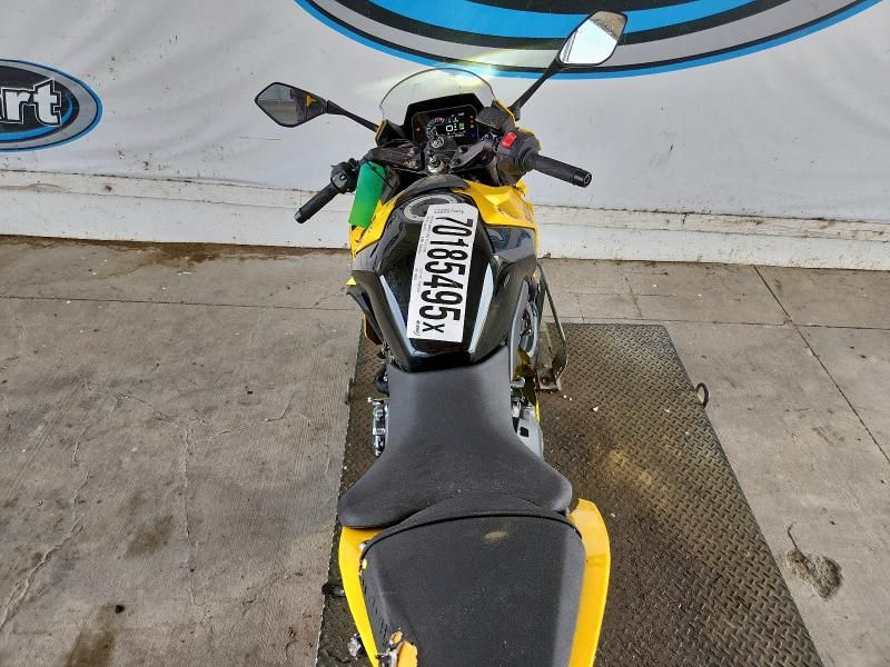 2024 Suzuki GSX800 F