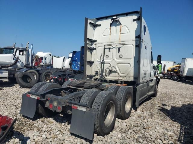 2018 Freightliner Cascadia 125 Semi Truck