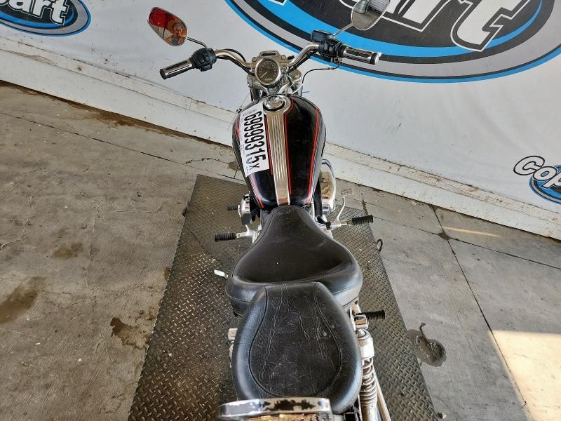 2005 Harley-Davidson XL1200 C