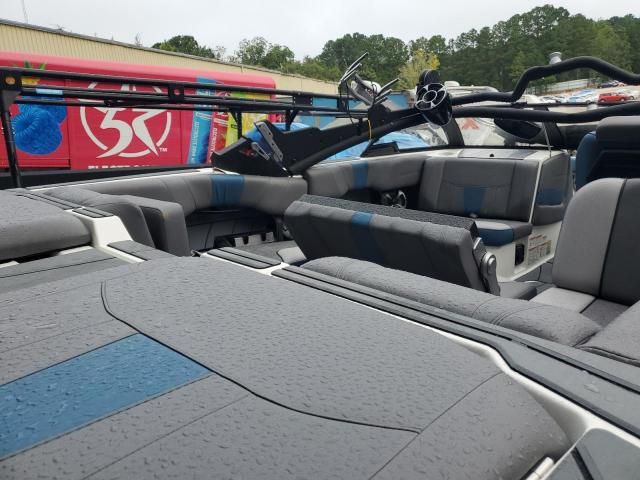 2021 Malibu 23 LSV Wakesetter-Boats