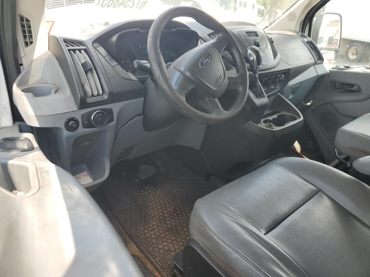 2017 Ford Transit T-250